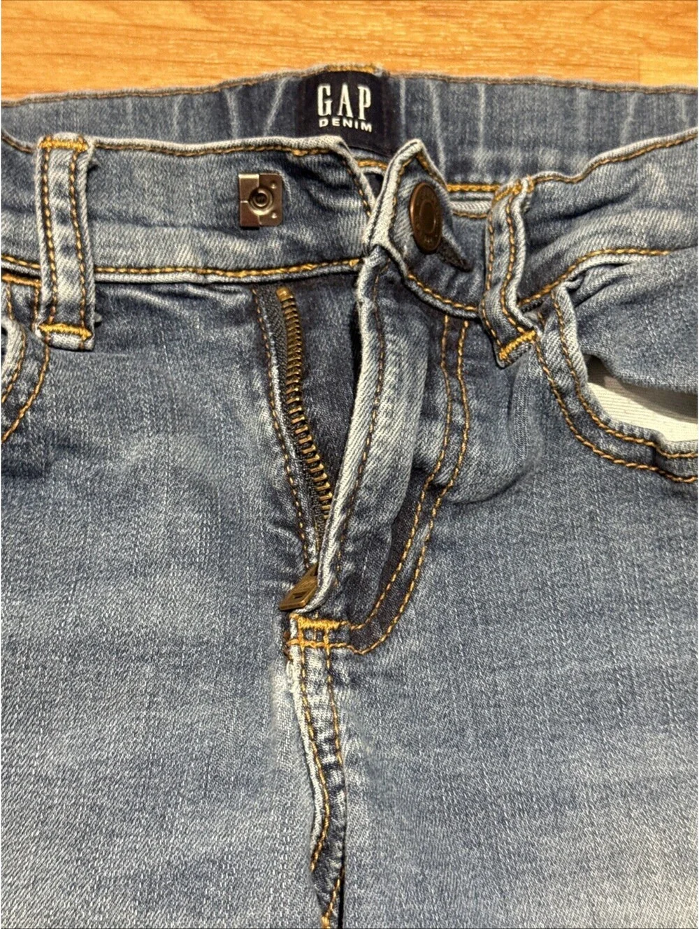 GAP Kids Boys Stretch Slim Jeans Medium Wash Blue Denim Size  8 Regular